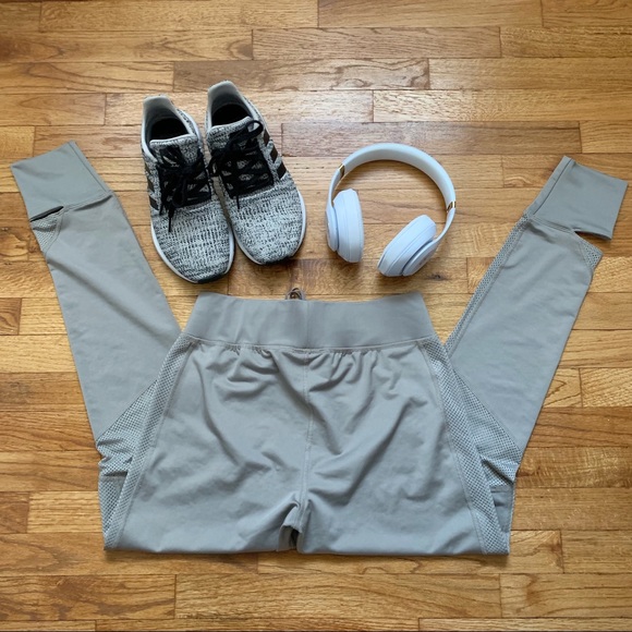 PUMA | En Pointe Leggings In Rock Ridge - Picture 4 of 8